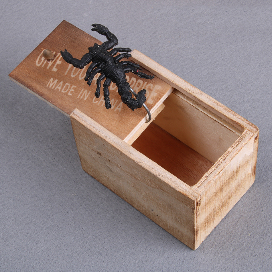 Trick Spider Funny Scare Wooden Box Quality Prank Wooden Scare Box